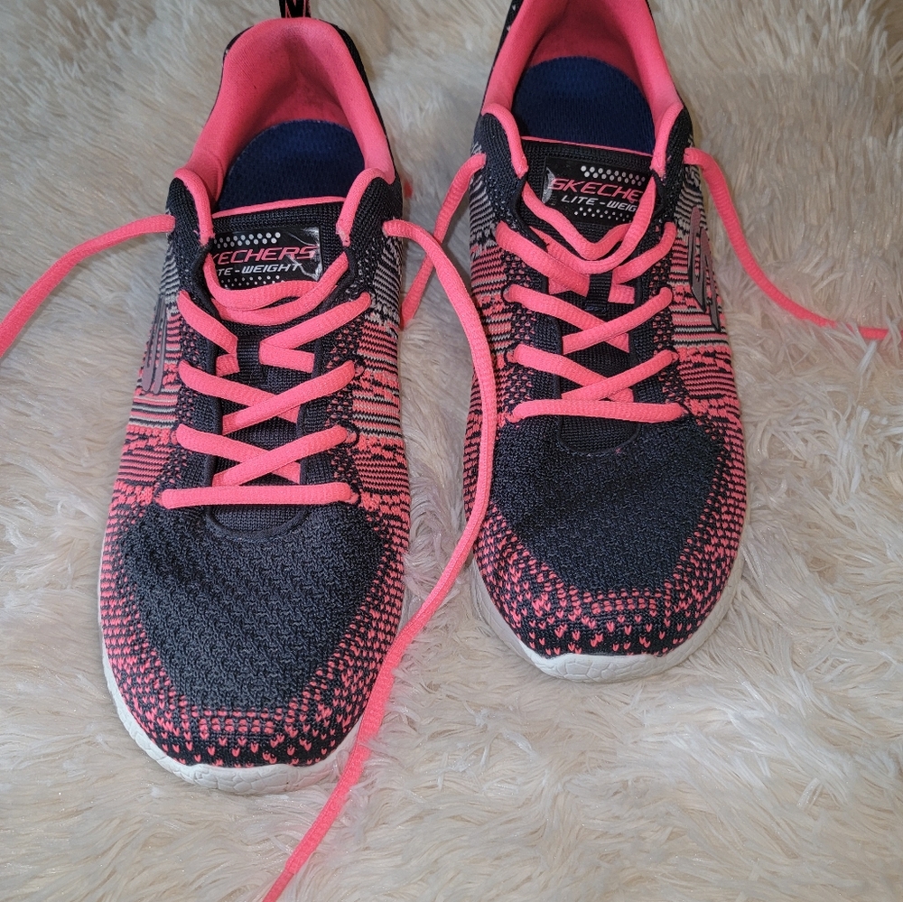 Skechers Lite-Weight Women's Athletic Shoes -9